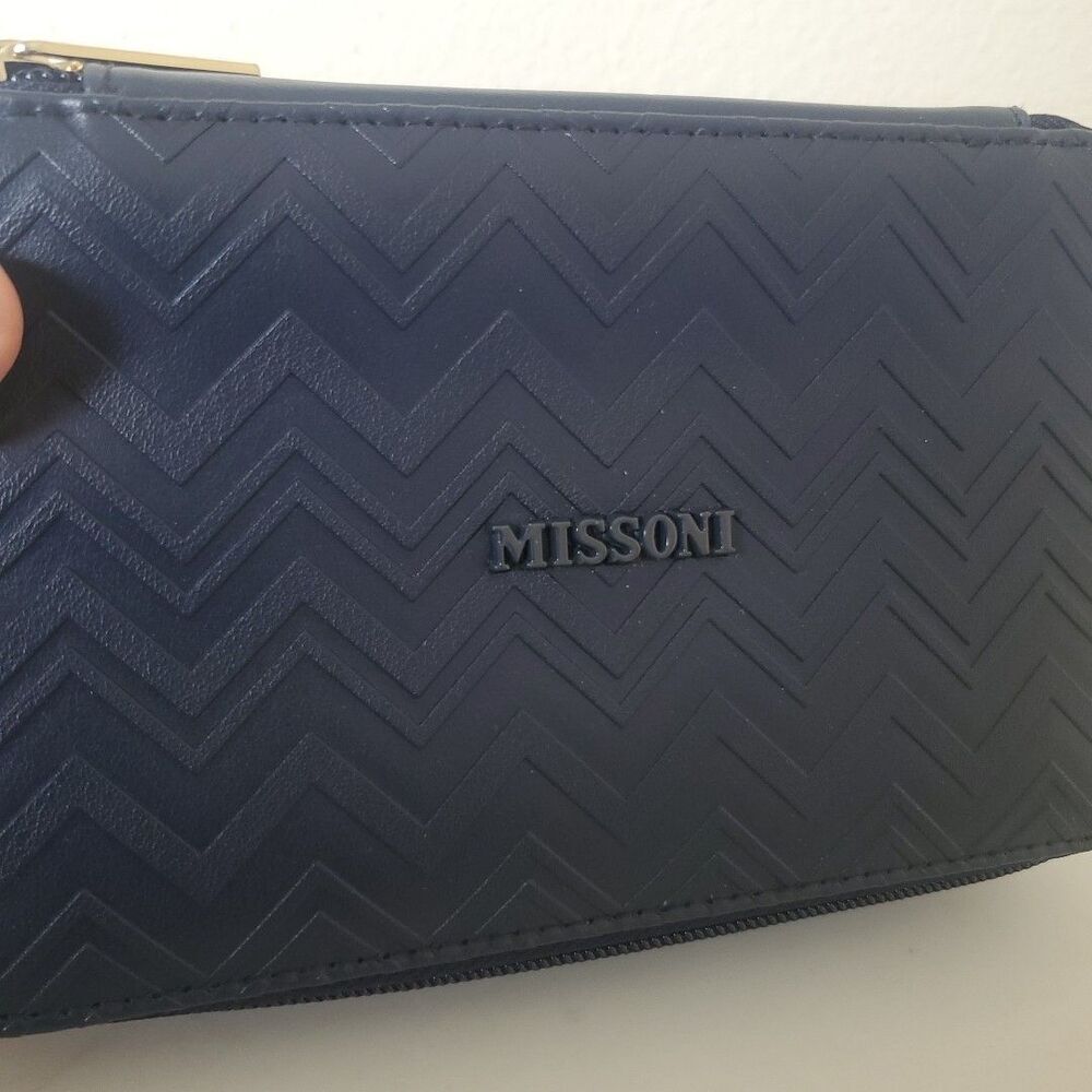 Missoni Delta One Travel Amenity Kit Collectible Souvenir Trip Bag New - Picture 2 of 16
